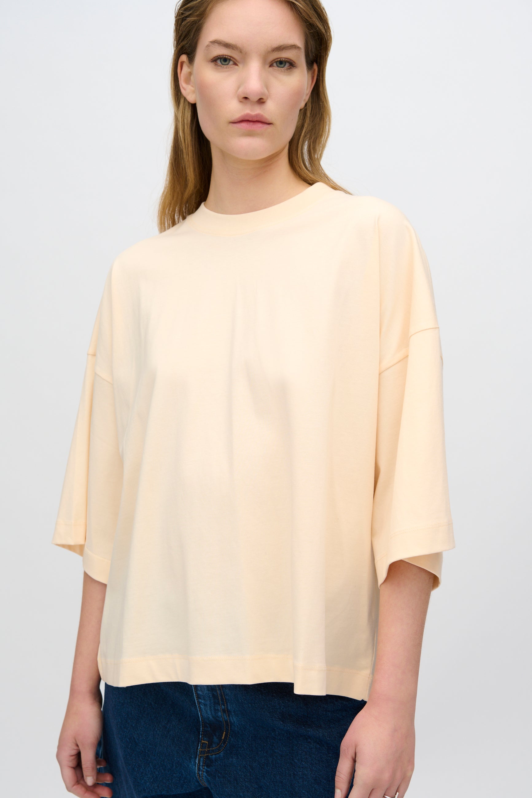 minimum female Mira t-shirt G029 Short Sleeved T-shirt 1110 Creme De Peche