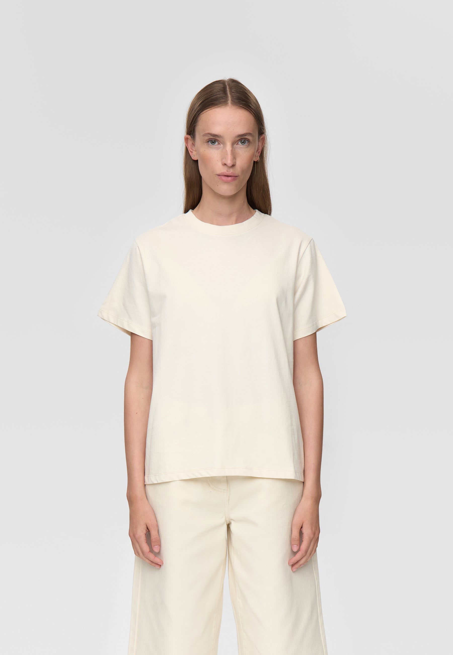minimum female Lilou ss t-shirt G029 GOTS Short Sleeved T-shirt 0608 Coco Milk
