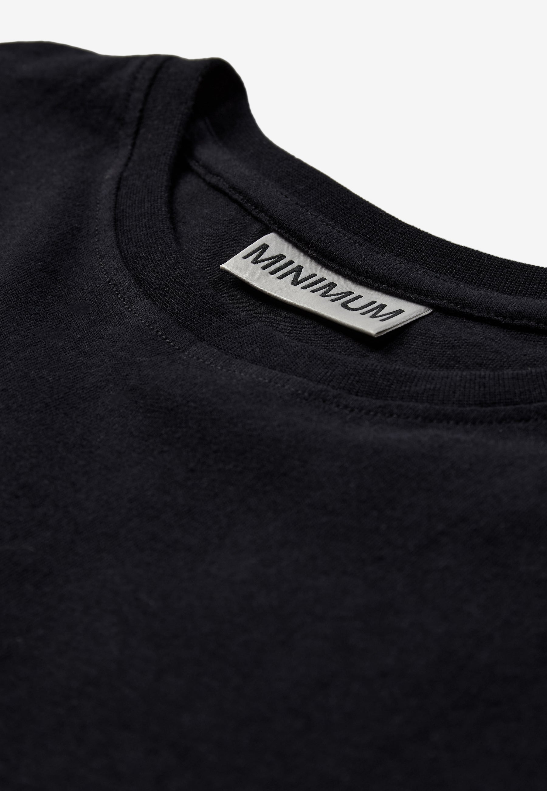minimum female Lilou ss t-shirt G029 GOTS Short Sleeved T-shirt 999 Black